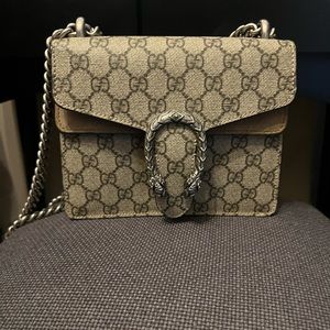 GUCCI Dionysus GG Supreme mini bag **Authentic**